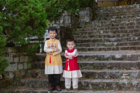 Album ngoại cảnh đẹp bé và gia đình